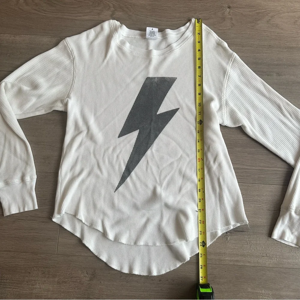 Letluv Lightning Bolt waffle long sleeve - size medium - Picture 2 of 4